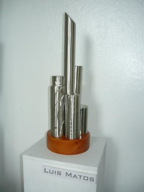 Sculpture titled "NEW YORK NEW YORK" by Luis Matos Sanchez, Original Artwork, Metals