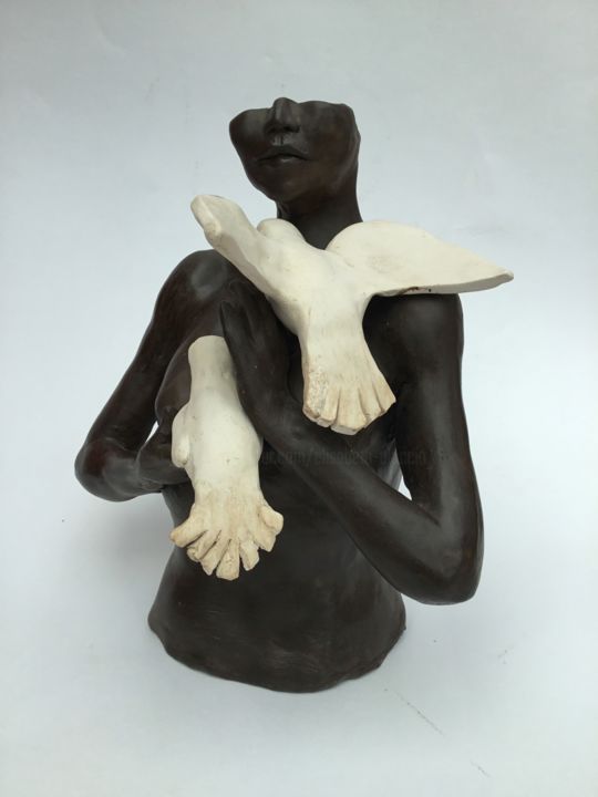 Sculpture intitulée "femme oiseaux" par Elisabeth Aloccio, Œuvre d'art originale, Argile