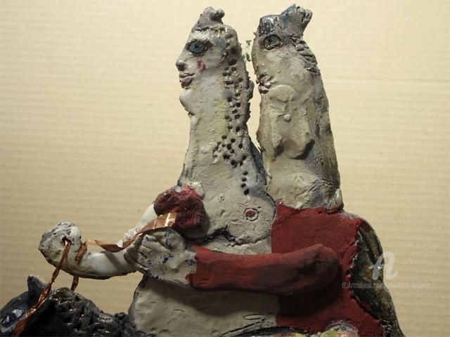 Sculpture titled "couple5-side2-detail" by Elisabeth Brainos, Original Artwork, Terra cotta