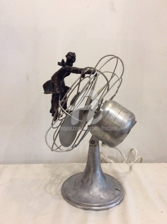 Sculpture intitulée ""Prendre l air IV"" par Elisabeth Faucheur, Œuvre d'art originale, Métaux
