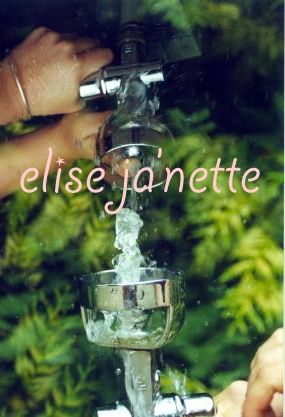 Fotografía titulada "thirst" por Elise Ja'Nette, Obra de arte original