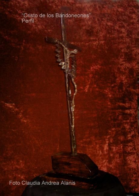 Escultura titulada "crist_f_rojo_perfil…" por El Kia, Obra de arte original