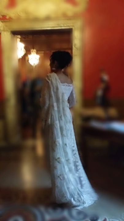 Photographie intitulée "La robe d'un soir" par Emma Laflute, Œuvre d'art originale, Photographie numérique