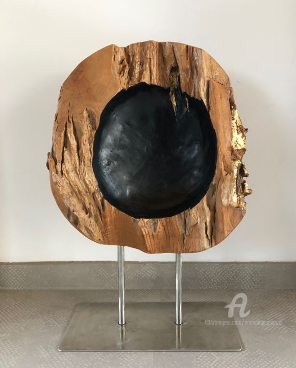 Skulptur mit dem Titel "Creux noir" von Emma Lapassouze, Original-Kunstwerk, Holz