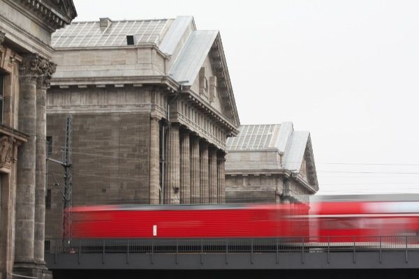 Photography titled "train and museum" by Emmanuel Jahan, Original Artwork