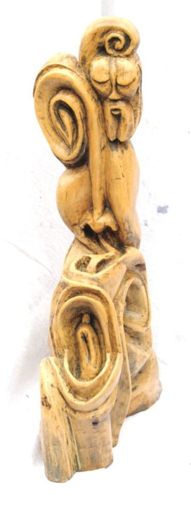 Sculpture titled "ecoute.jpg" by Eric-Fabrice, Original Artwork, Wood
