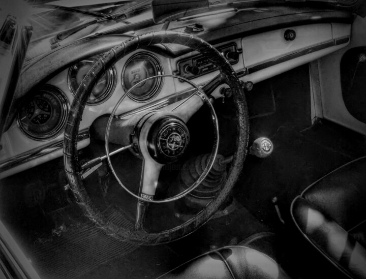 Photographie intitulée "Alfa Romeo VI" par Eric L Vadé, Œuvre d'art originale, Photographie numérique
