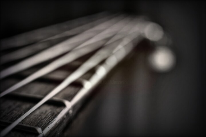 Photography titled "Strings IV" by Eric L Vadé, Original Artwork, Non Manipulated Photography