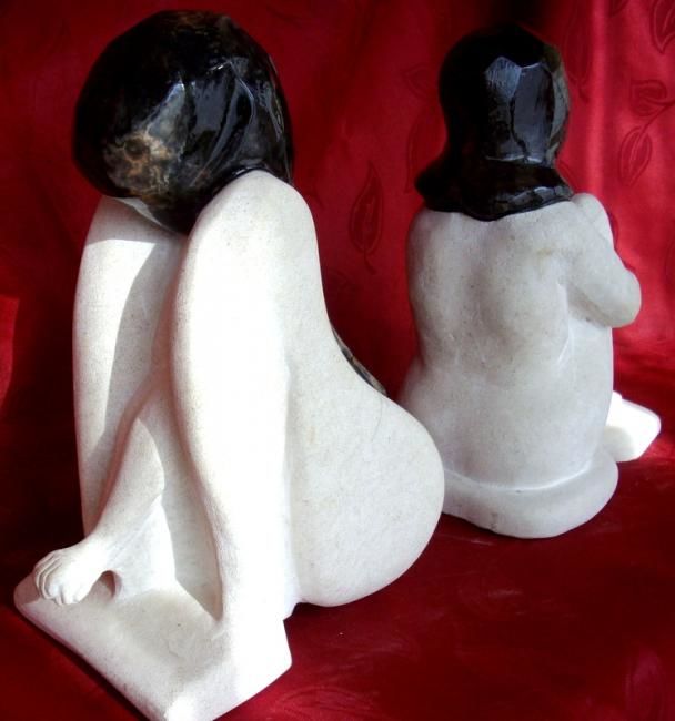 Скульптура под названием "Concentration et Mé…" - Erwan & Aurore, Подлинное произведение искусства, Камень