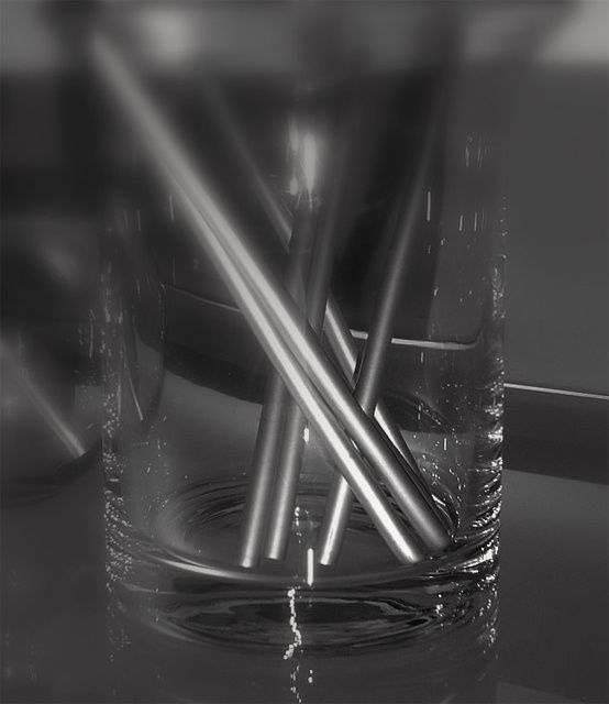 Photographie intitulée "Silver pencils" par Eshaphot, Œuvre d'art originale,