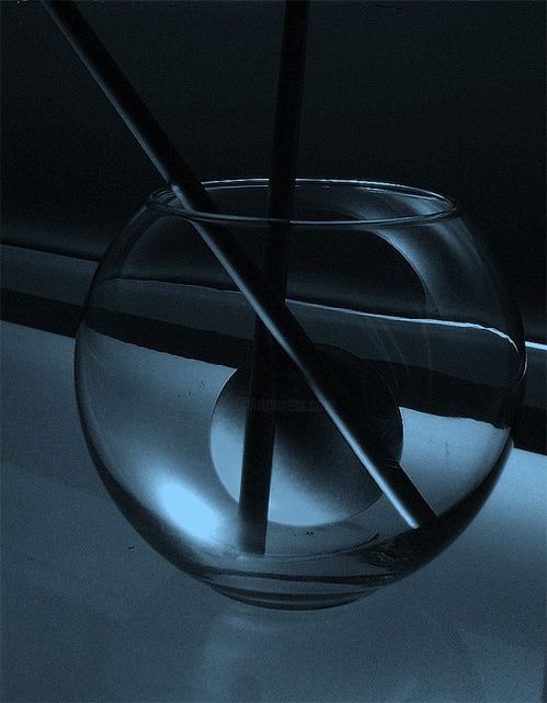 Photographie intitulée "Sphere in a glass…" par Eshaphot, Œuvre d'art originale,