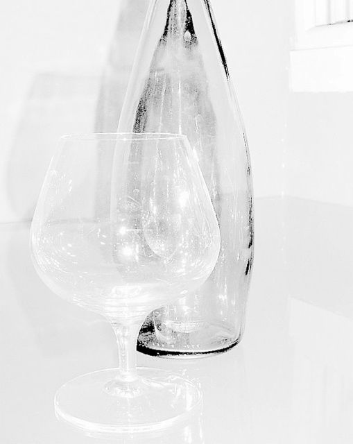 Photography titled "Glass in white" by Eshaphot, Original Artwork