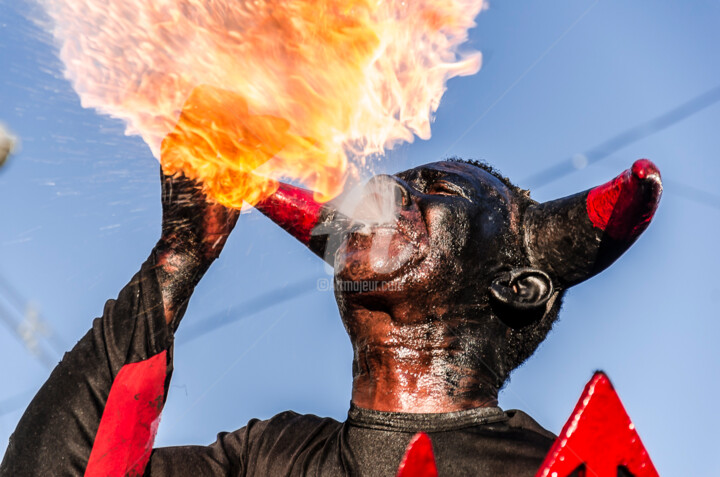 Fotografia intitulada "Os Cãos colorido" por Eugenio Junior, Obras de arte originais, Fotografia Não Manipulada