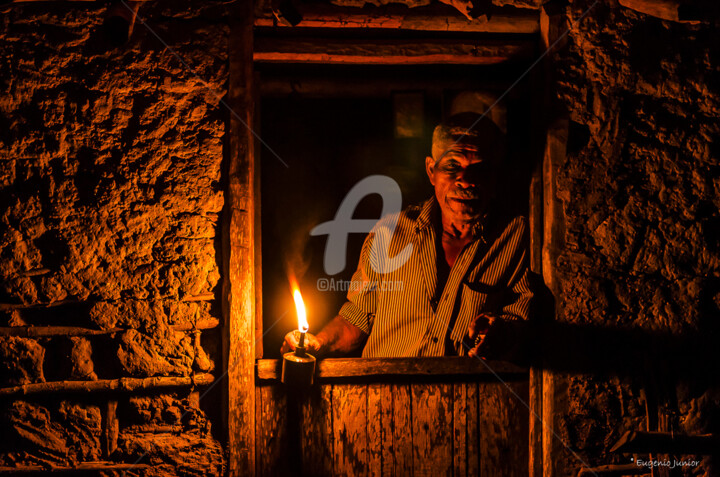 Photographie intitulée "Seu Agenor, sobre a…" par Eugenio Junior, Œuvre d'art originale