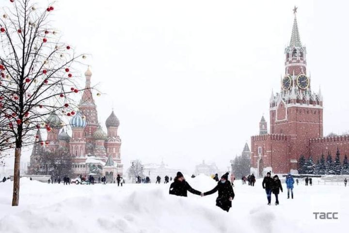 Photographie intitulée "Snow City" par Evanesce Bangles, Œuvre d'art originale, Photographie argentique