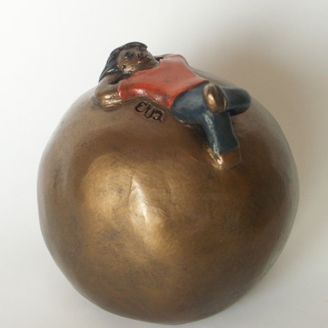 Sculpture titled "Jeux d'enfants 2 -…" by Eva Rouwens, Original Artwork