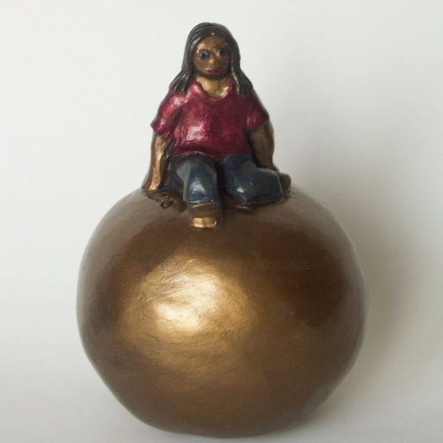 Sculpture titled "Jeux d'enfants 3" by Eva Rouwens, Original Artwork