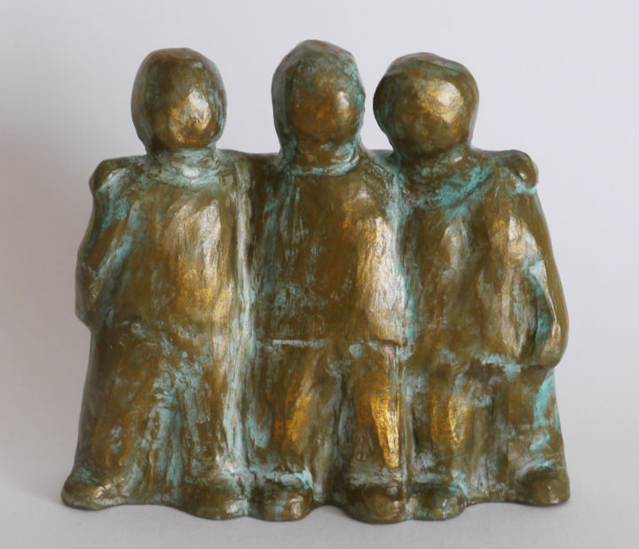 Sculptuur getiteld "LES COPAINS - 12 cm" door Eva Rouwens, Origineel Kunstwerk, Terra cotta