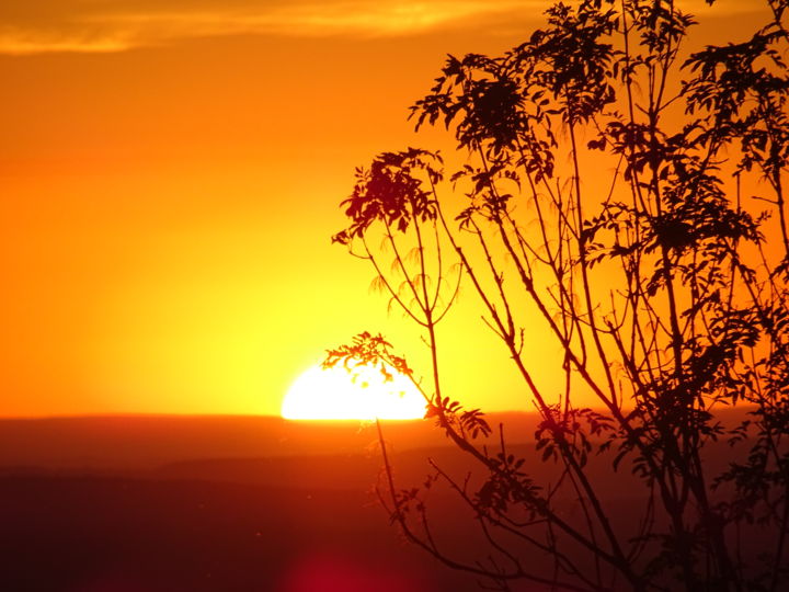 Photographie intitulée "Soleil couchant" par Caroline Valnet, Œuvre d'art originale, Photographie numérique