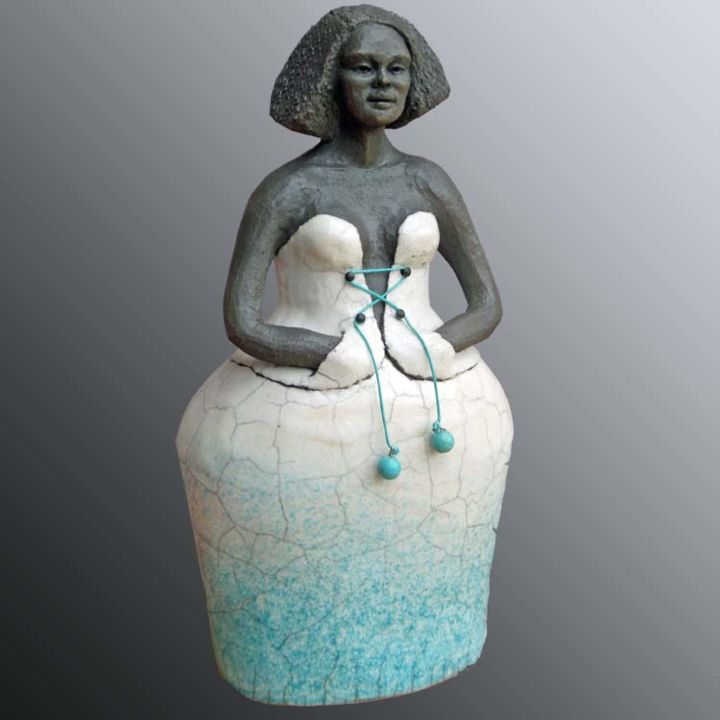 Sculpture titled "Strapless" by Evelyne Delanaud, Original Artwork, Terra cotta