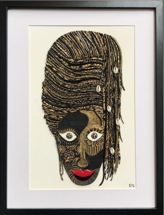 Sculpture titled ""THE QUEEN"" by Eyl-Artiste, Original Artwork, Resin Mounted on Wood Stretcher frame