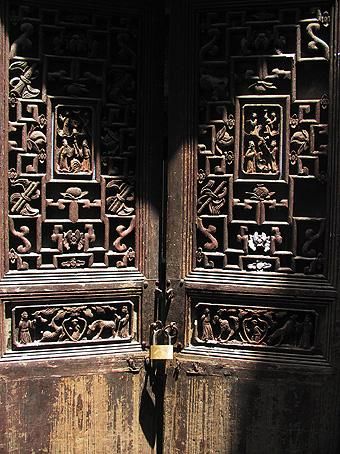 Fotografia intitulada "Door" por Fa Man, Obras de arte originais