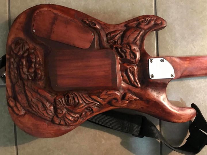 Sculpture intitulée "bajo tallado" par Fabian Guerrero, Œuvre d'art originale, Bois