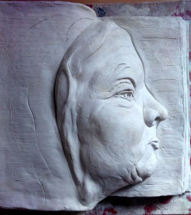 Sculpture intitulée "Les secrets de la t…" par Fabienne Deguines, Œuvre d'art originale, Argile