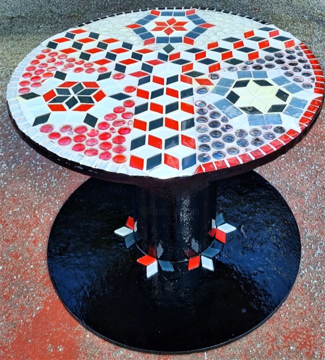 Design titled "Table Géométrique R…" by Fabienne Bar, Original Artwork, Mosaic