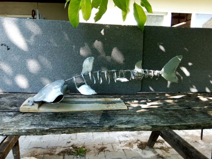 Sculptuur getiteld "Hammer fish" door Fatih Cyln, Origineel Kunstwerk, Metalen