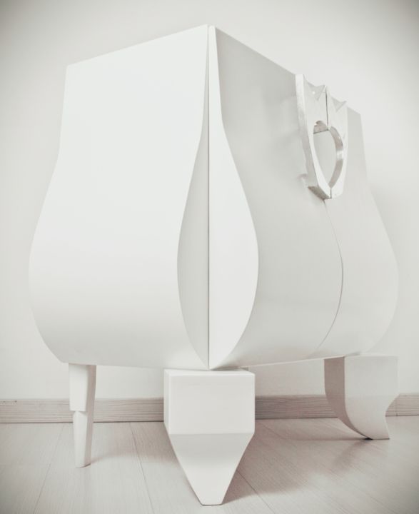 Design intitulée "REGINA DI CUORI" par Federica Ripani A.K.A. White Art Lab, Œuvre d'art originale, Meuble