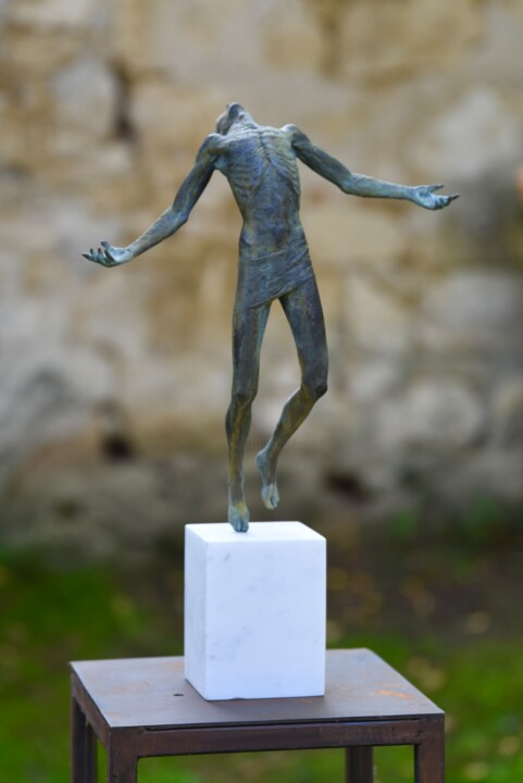 Escultura titulada "Untitle" por Ferenc Monostori, Obra de arte original, Bronce