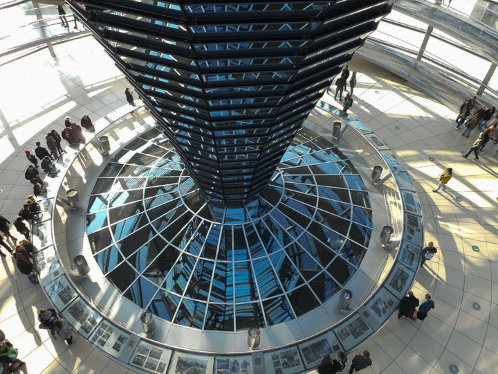 Fotografie mit dem Titel "Reichstag dome Berl…" von Myriam, Original-Kunstwerk, Digitale Fotografie