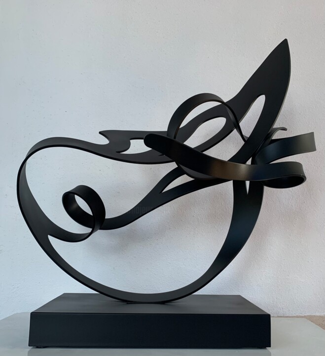 Sculpture titled "''Despertar''" by Flandez, Original Artwork, Metals