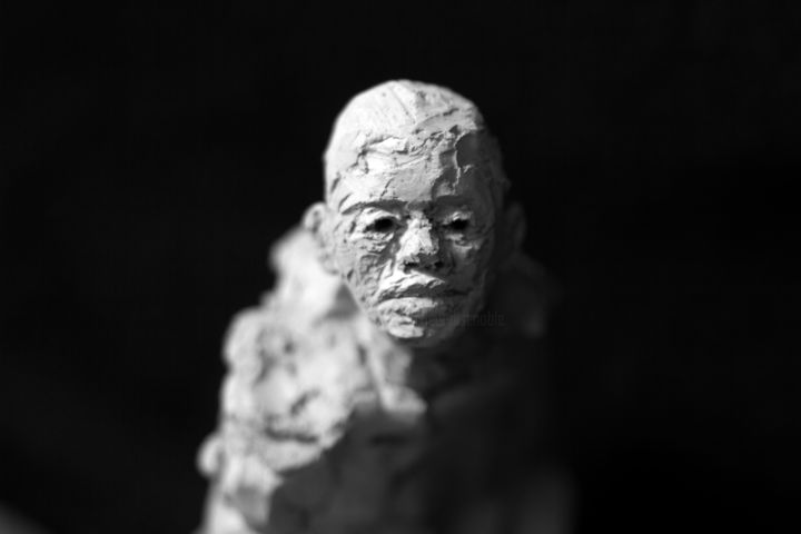 Sculpture titled "Clay Face 4" by Fleur Elise Noble, Original Artwork, Terra cotta