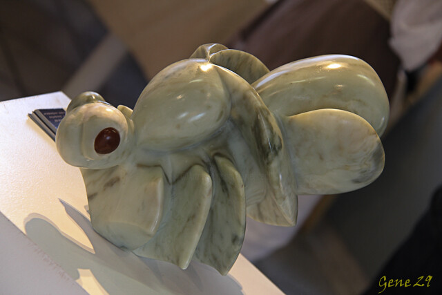 Escultura titulada "DRAGON FLY" por Florence   Duet, Obra de arte original, Piedra