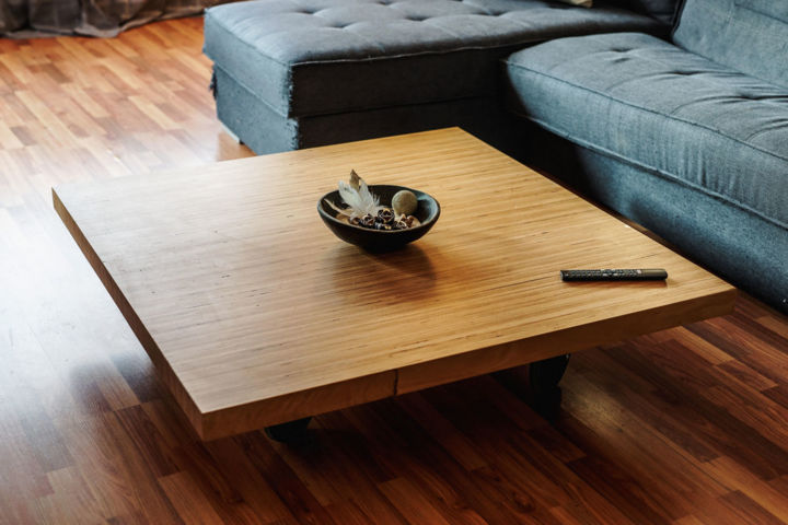 Design intitulée "table basse Design…" par Franck Duperray, Œuvre d'art originale, Meuble
