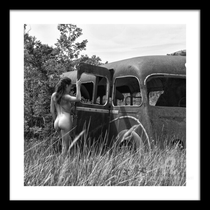 Photography titled "The Old Cars" by Franck Rozet, Original Artwork, Digital Photography Mounted on Wood Stretcher frame