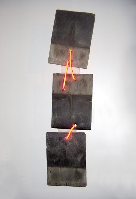 Escultura titulada "Tuiles N° 2" por Francois Retali, Obra de arte original, Piedra