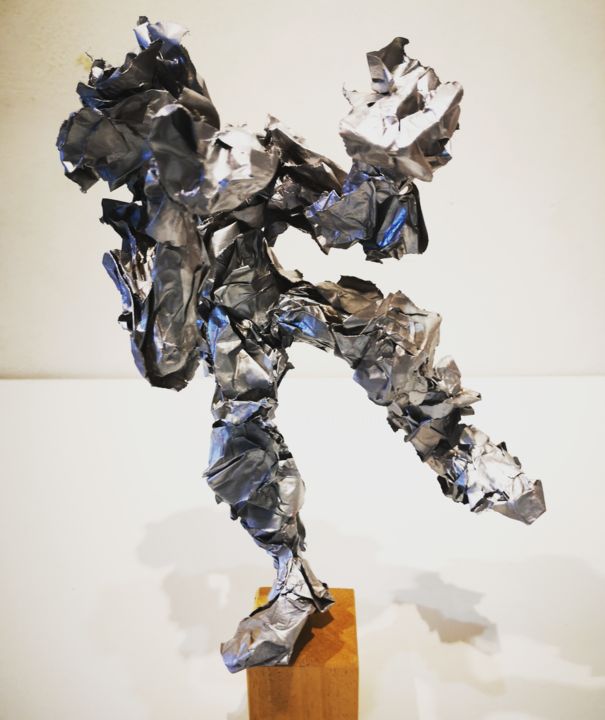 Sculpture titled "EN GARDE !" by Fran, Original Artwork, Paper maché