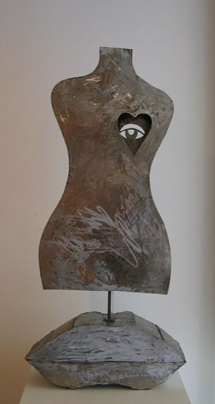 Escultura titulada "Eye of the heart" por Fraser Paterson, Obra de arte original