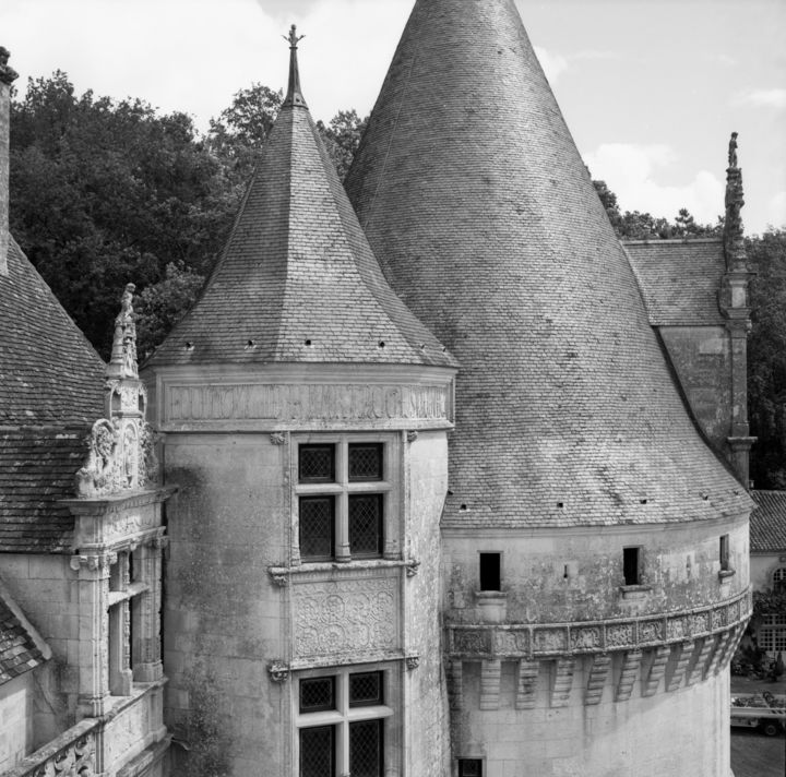 Photography titled "Chateau" by Frédéric Duchesnay, Original Artwork, Analog photography