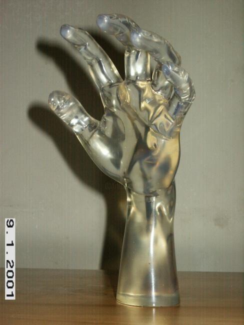 Sculpture titled "MAIN LIBRE" by Fred Art Concept, Original Artwork, Casting