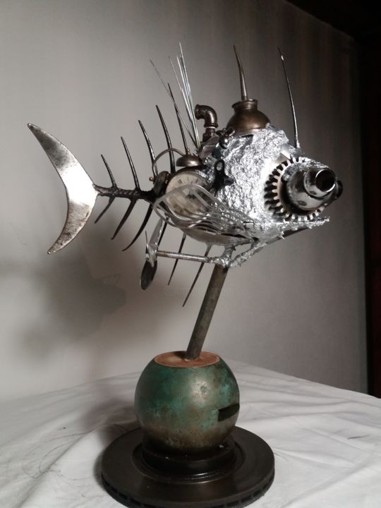Sculpture titled "poisson" by Gaby, Original Artwork, Metals