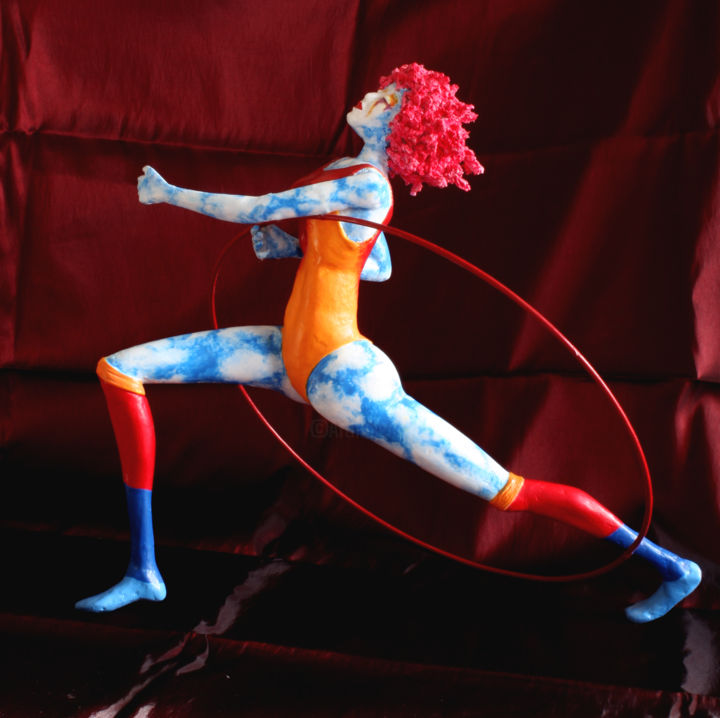 Scultura intitolato "Courir dans rouge .…" da Gabriel Casas, Opera d'arte originale
