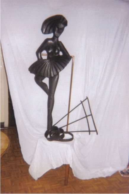 Sculpture intitulée "LA POLONAISE" par Dupuis Gaetan, Œuvre d'art originale