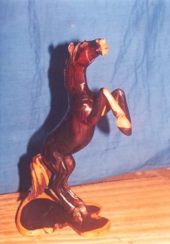 Sculpture intitulée "cheval" par Berty, Œuvre d'art originale