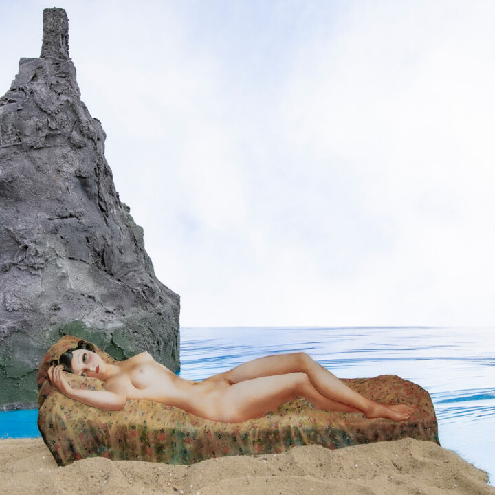 Photographie intitulée "Reclined nude on th…" par Gaspard De Gouges, Œuvre d'art originale, Photographie numérique