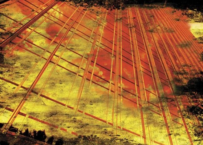 Photographie intitulée "Red building" par Guy Jean Genevier Creative Photography, Œuvre d'art originale,