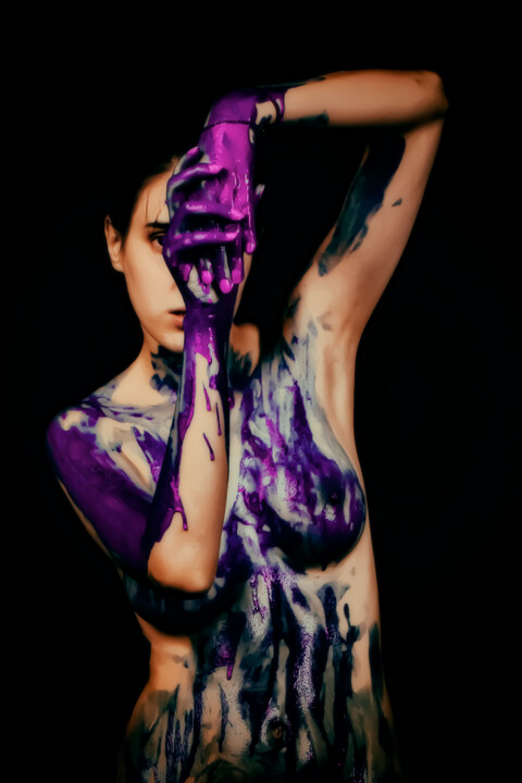 Fotografie getiteld "The purple game" door Gelu Stanculescu, Origineel Kunstwerk, Digitale fotografie
